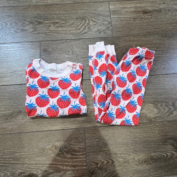 Hanna Andersson Other - Hanna Andersson Girls Long John Hanna Jams Strawberry, Size 5,  Organic Cotton